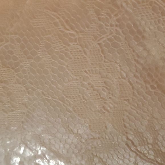 == - Vintage Ivory ring bearer pillow NWT -  7"x 7"x 2" - Picture 2 of 9